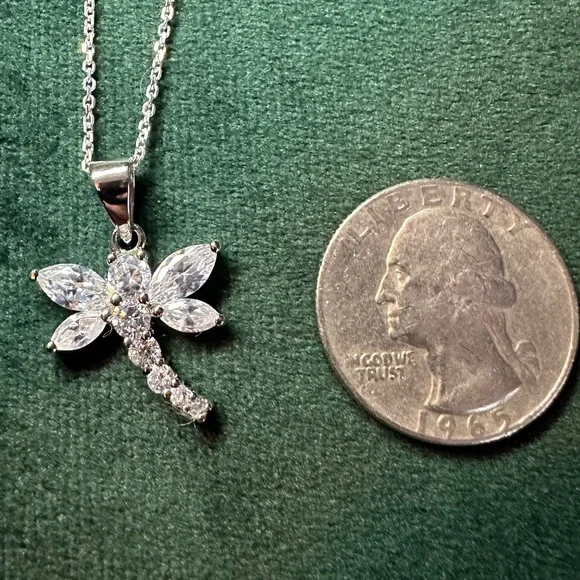 Sterling silver dragonfly pendant necklace - Picture 1 of 7